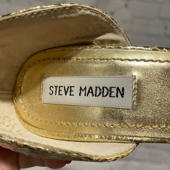 Steve Madden Treason gold peep toe heels size 8M - Picture 5 of 6